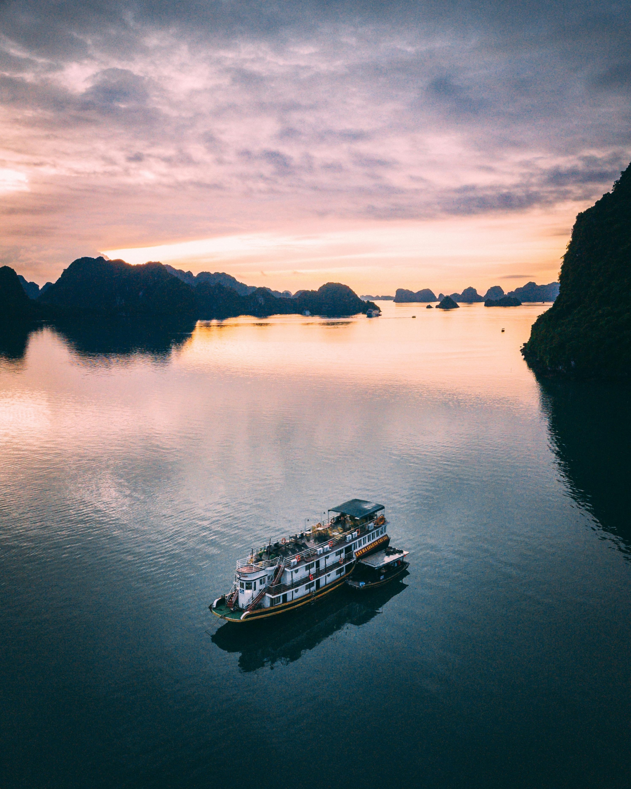 Ha Noi, Ha Long Bay & Ninh Binh: Northern Vietnam Grand Triangel - Luxury Tour Vietnam | HanoiMICE